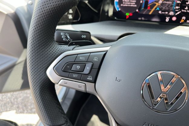 VOLKSWAGEN GOLF TDI 150 DSG R-LINE T.O