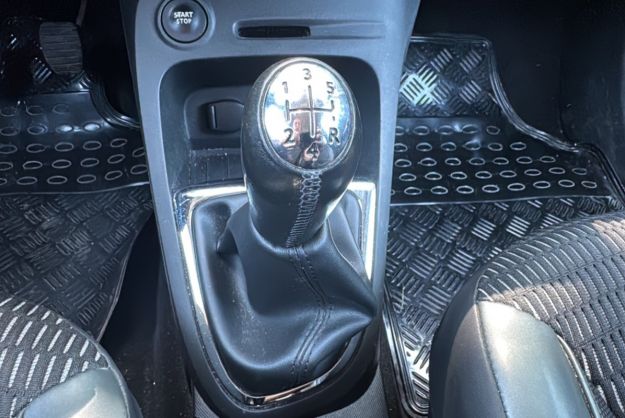 RENAULT CAPTUR 0.9 TCE 90 INTENS CAMERA