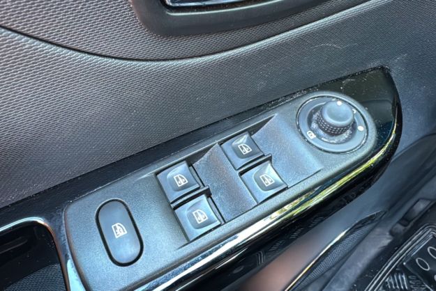 RENAULT CAPTUR 0.9 TCE 90 INTENS CAMERA