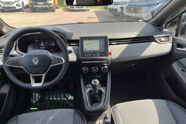 RENAULT CLIO V TCE 90 TECHNO PK LOOK HIVER
