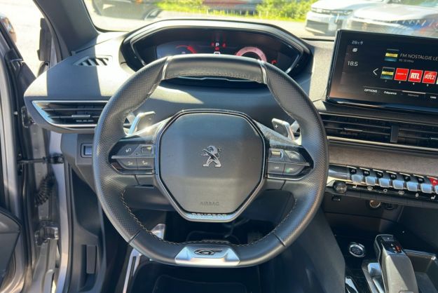 PEUGEOT 3008 HDI 130 GT EAT8