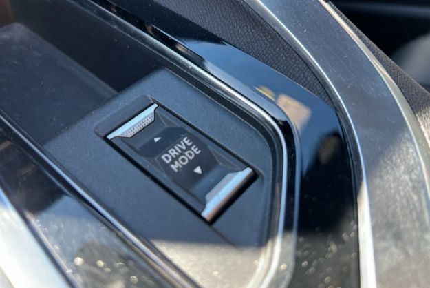 PEUGEOT 3008 HDI 130 GT EAT8