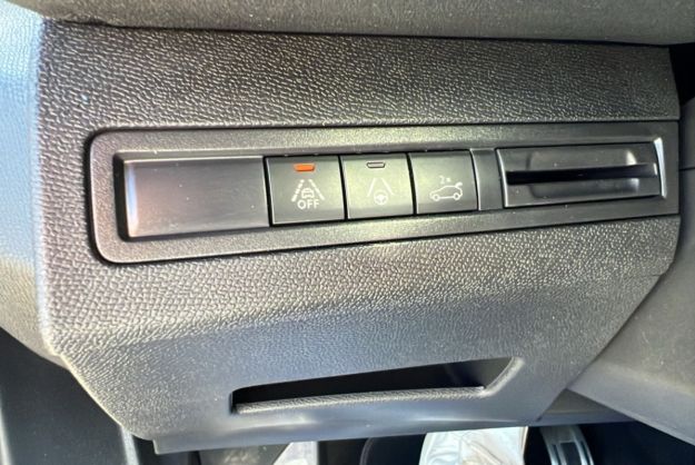 PEUGEOT 3008 HDI 130 GT EAT8