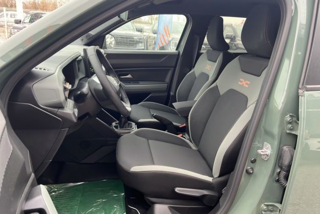 DACIA DUSTER TCE 130 4X2 EXTREME COLD TECH