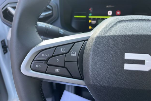 DACIA DUSTER ECO-G 100 4X2 EXPRESSION