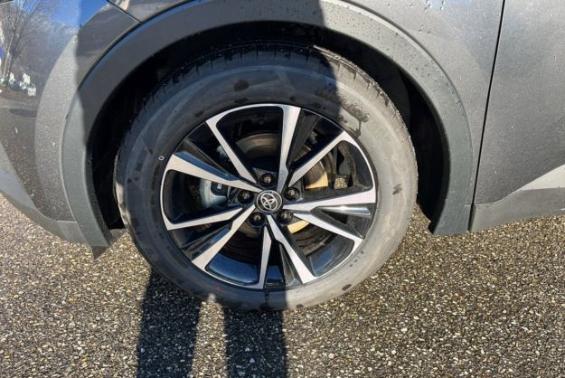 TOYOTA C-HR 1.8 HYBRID 140 DESIGN PK HIVER