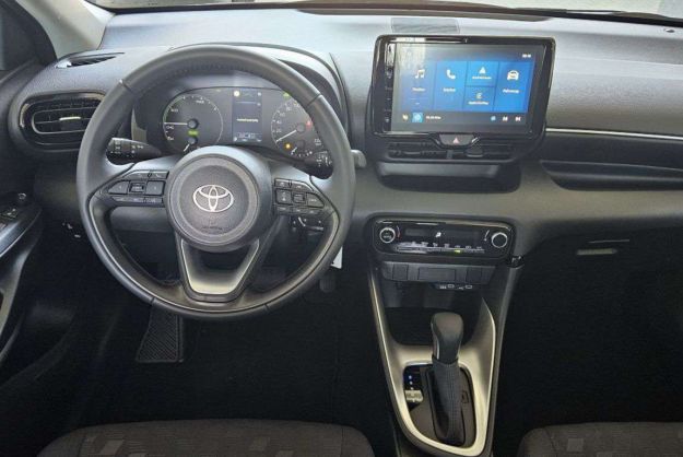 TOYOTA YARIS HYBRIDE 116 BVA DYNAMIC