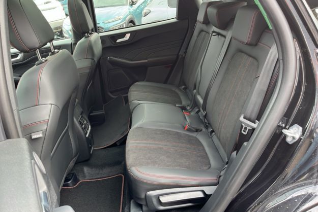 FORD KUGA 2.5 HYBRIDE 183 4X4 ST-LINE X PLUS