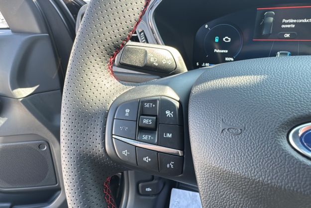 FORD KUGA 2.5 HYBRIDE 183 4X4 ST-LINE X PLUS