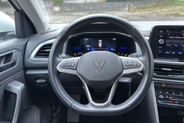 VOLKSWAGEN T-ROC NEW TSI 150 DSG LIFE PLUS