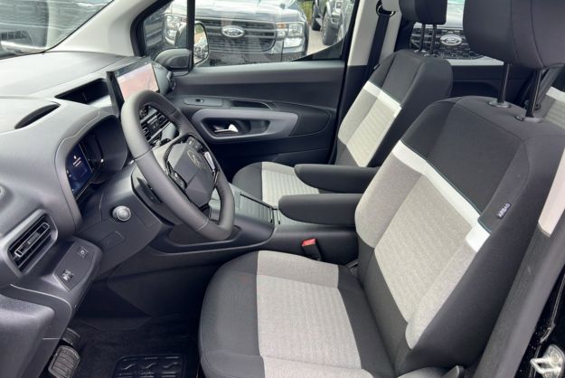 CITROEN BERLINGO HDI 130 EAT8 MAX TPANO