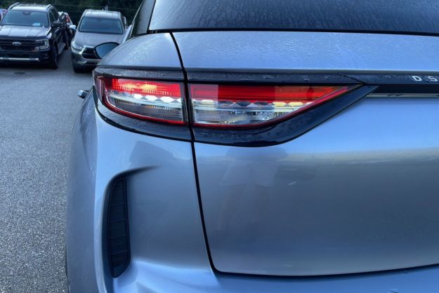 DS DS3 130 EAT8 PERFORMANCE LINE