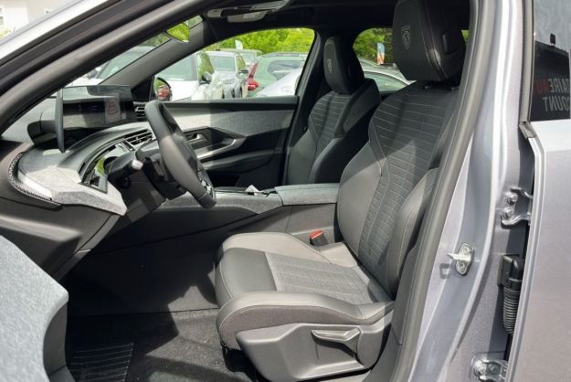 PEUGEOT 5008 HYBRID 145 E-DCS6 GT 360 7PL