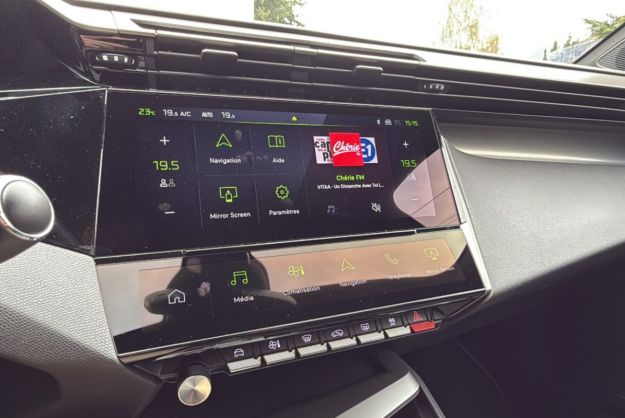 PEUGEOT 308 1.5 HDI 130 EAT8 GT