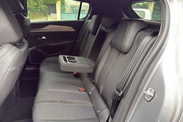 PEUGEOT 308 1.5 HDI 130 EAT8 GT