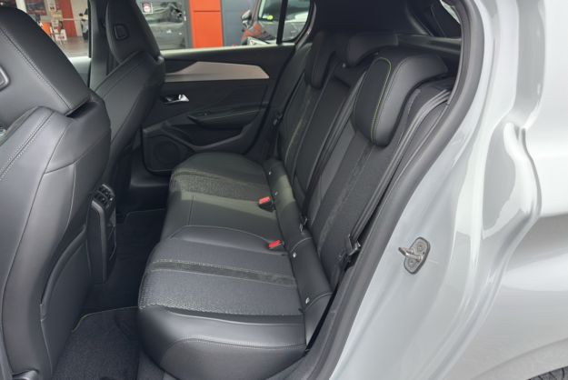 PEUGEOT 308 1.5 HDI 130 EAT8 GT