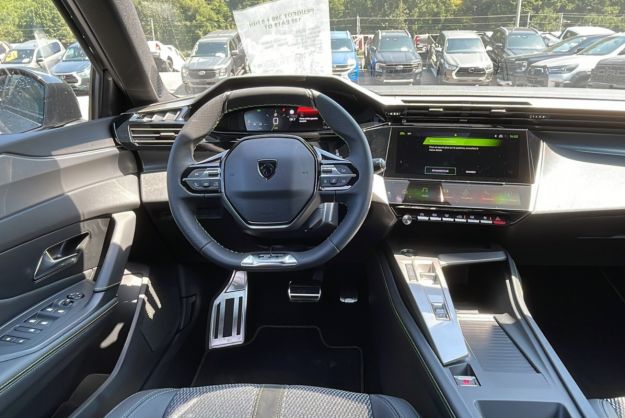 PEUGEOT 308 1.5 HDI 130 EAT8 GT
