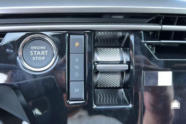 PEUGEOT 3008 HYBRID 145 E-DCS6 GT PK360 T.O