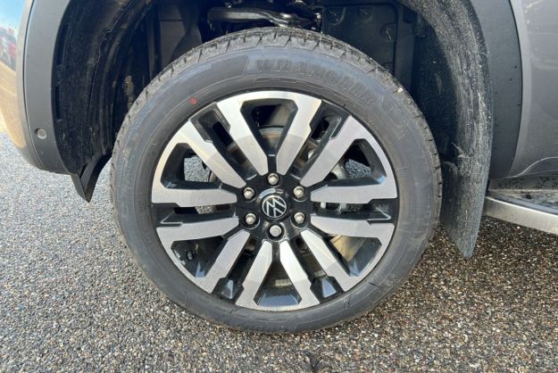 VOLKSWAGEN AMAROK V6 240 BVA10 AVENTURA 4PL