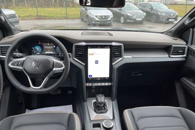 VOLKSWAGEN AMAROK V6 240 BVA10 AVENTURA 4PL