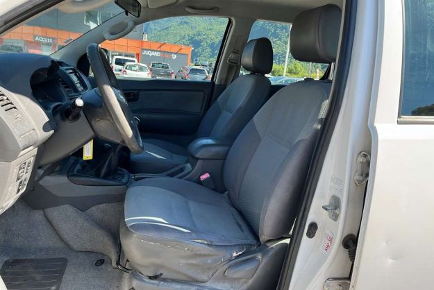 TOYOTA HILUX 2.5 D-4D 144 HARD TOP