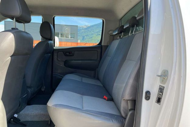 TOYOTA HILUX 2.5 D-4D 144 HARD TOP