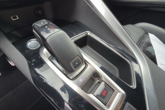 PEUGEOT 3008 GT HDI 180 EAT8