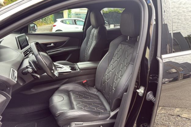 PEUGEOT 3008 GT HDI 180 EAT8