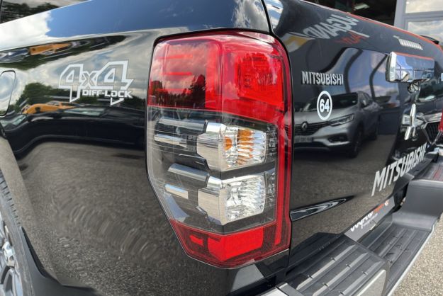 MITSUBISHI L200 2.2 150 INSTYLE BVA RIDEAU 5PL