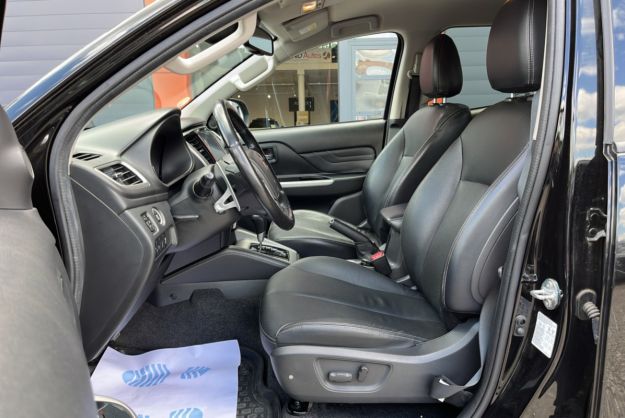 MITSUBISHI L200 2.2 150 INSTYLE BVA RIDEAU 5PL