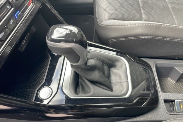 VOLKSWAGEN T-ROC TDI 150 DSG7 R-LINE BLACK