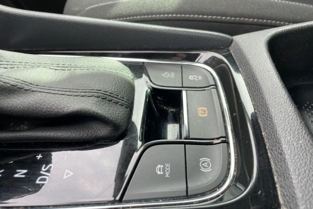 SKODA KAROQ 2.0 TDI 150 DSG7 4X4 BUSINESS