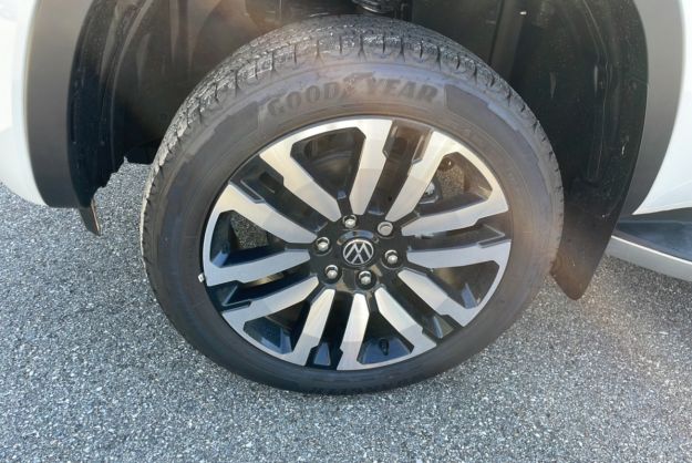 VOLKSWAGEN AMAROK V6 240 BVA10 AVENTURA 4PL