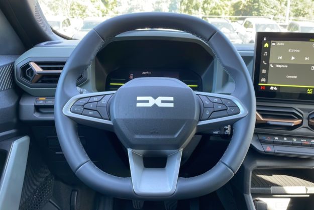 DACIA DUSTER MILD HYBRID 130 4X2 EXTREME