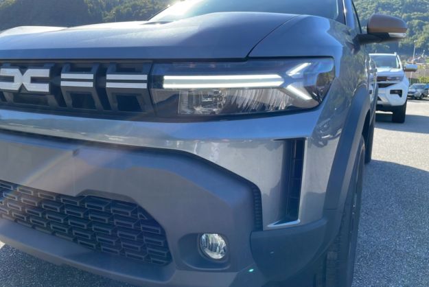 DACIA DUSTER MILD HYBRID 130 4X2 EXTREME