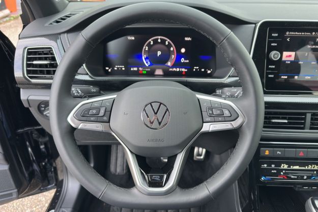 VOLKSWAGEN T-CROSS TSI 116 DSG7 R-LINE