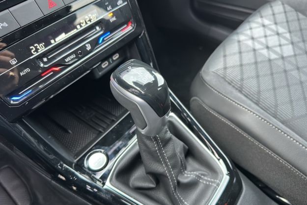 VOLKSWAGEN T-CROSS TSI 116 DSG7 R-LINE