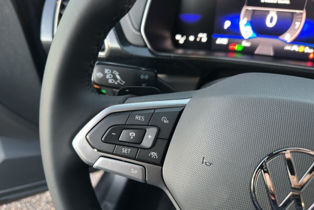 VOLKSWAGEN T-CROSS TSI 116 DSG7 R-LINE