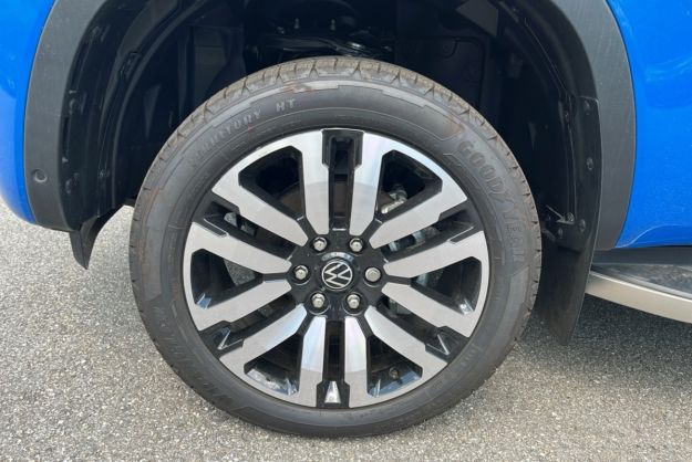 VOLKSWAGEN AMAROK V6 240 BVA10 AVENTURA 4PL