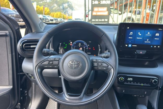 TOYOTA YARIS 1.5 HYBRID 116 BVA DESIGN
