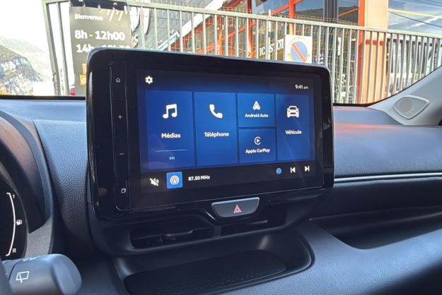 TOYOTA YARIS 1.5 HYBRID 116 BVA DESIGN