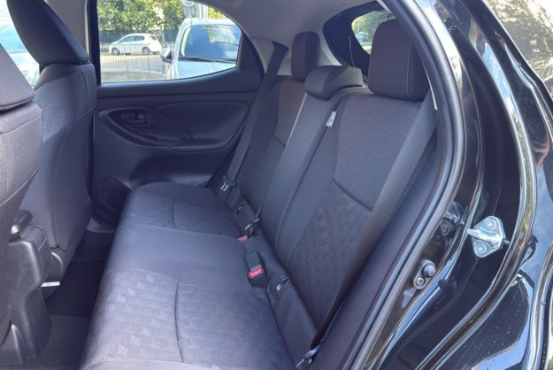 TOYOTA YARIS 1.5 HYBRID 116 BVA DESIGN