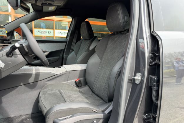 PEUGEOT 3008 HYBRID 145 E-DCS6 GT ALCANTARA