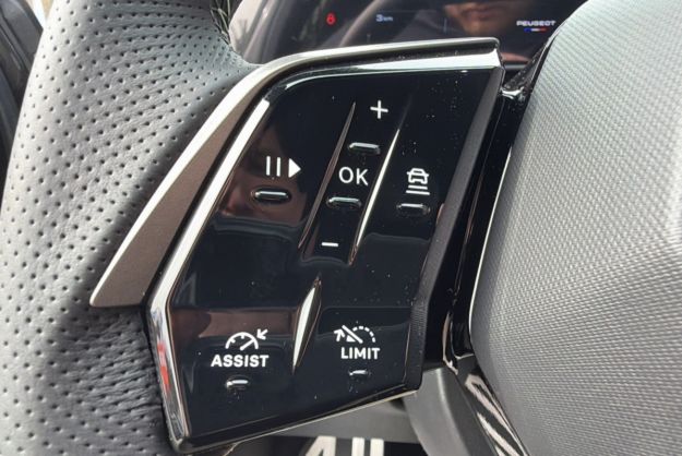 PEUGEOT 3008 HYBRID 145 E-DCS6 GT ALCANTARA