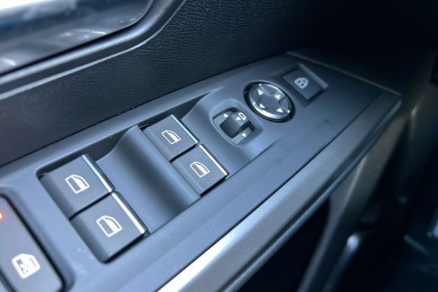 PEUGEOT 3008 HYBRID 145 E-DCS6 GT ALCANTARA