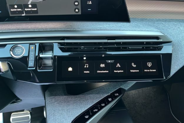 PEUGEOT 5008 HYBRID 145 E-DCS6 GT ALCANTARA