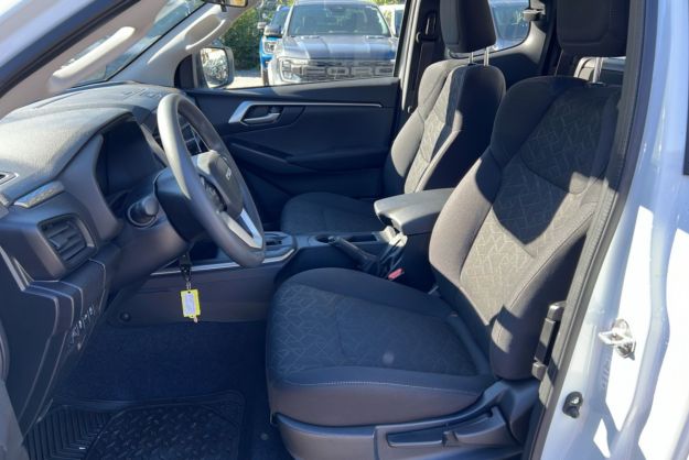 ISUZU D-MAX 1.9 TD 164 N60 BB+ SPACE AT PLATEAU