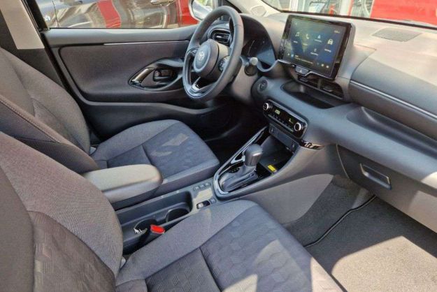 TOYOTA YARIS 1.5 HYBRID 116 BVA DESIGN PLUS