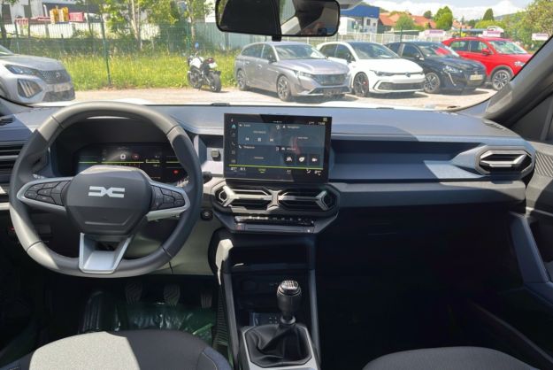 DACIA BIGSTER MILD HYBRID-G 140 EXPRESSION +