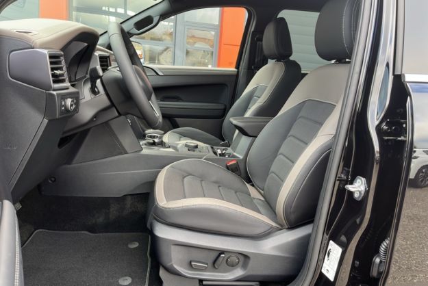 VOLKSWAGEN AMAROK V6 240 BVA10 AVENTURA 4PL